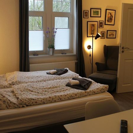 Apartment Am Wall Емден Екстериор снимка
