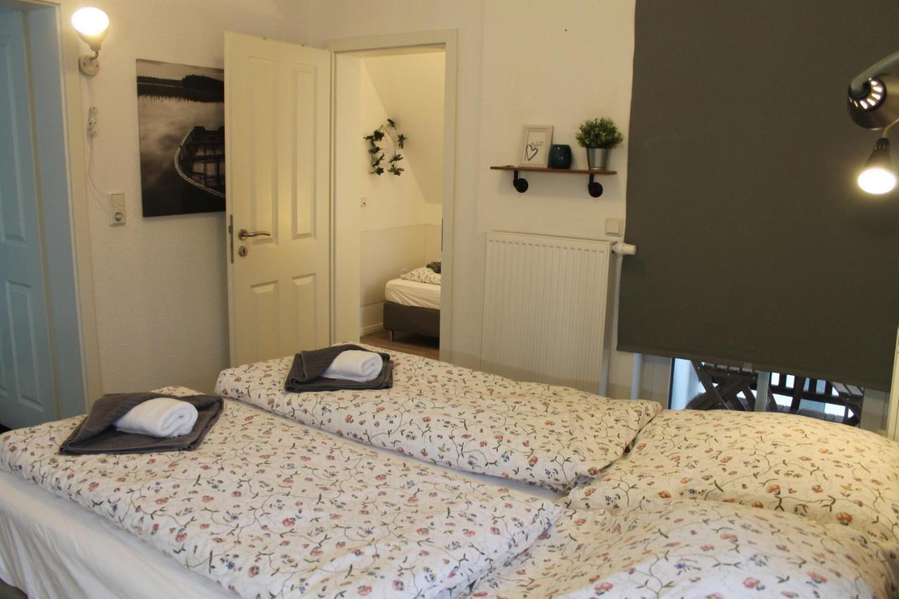 Apartment Am Wall Емден Екстериор снимка