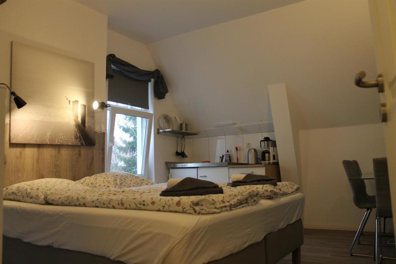 Apartment Am Wall Емден Екстериор снимка